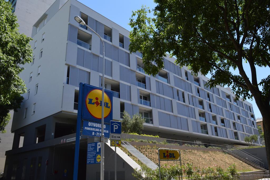 Apartment Marcela With Private Parking Split Exterior photo